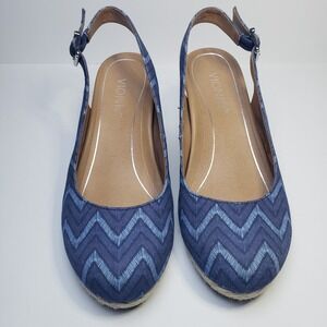 Vionic Coralina Espadrille Slingback Sandals Size 7.5 Blue Chevron Closed Toe